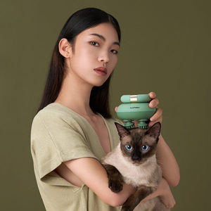 Picture of SAPPHIRE SMART CAT HEAD AND SCALP MASSAGER